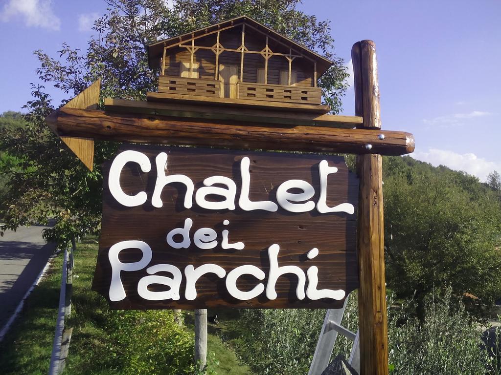 Bed and Breakfast Chalet Dei Parchi Saracinesco Exterior foto